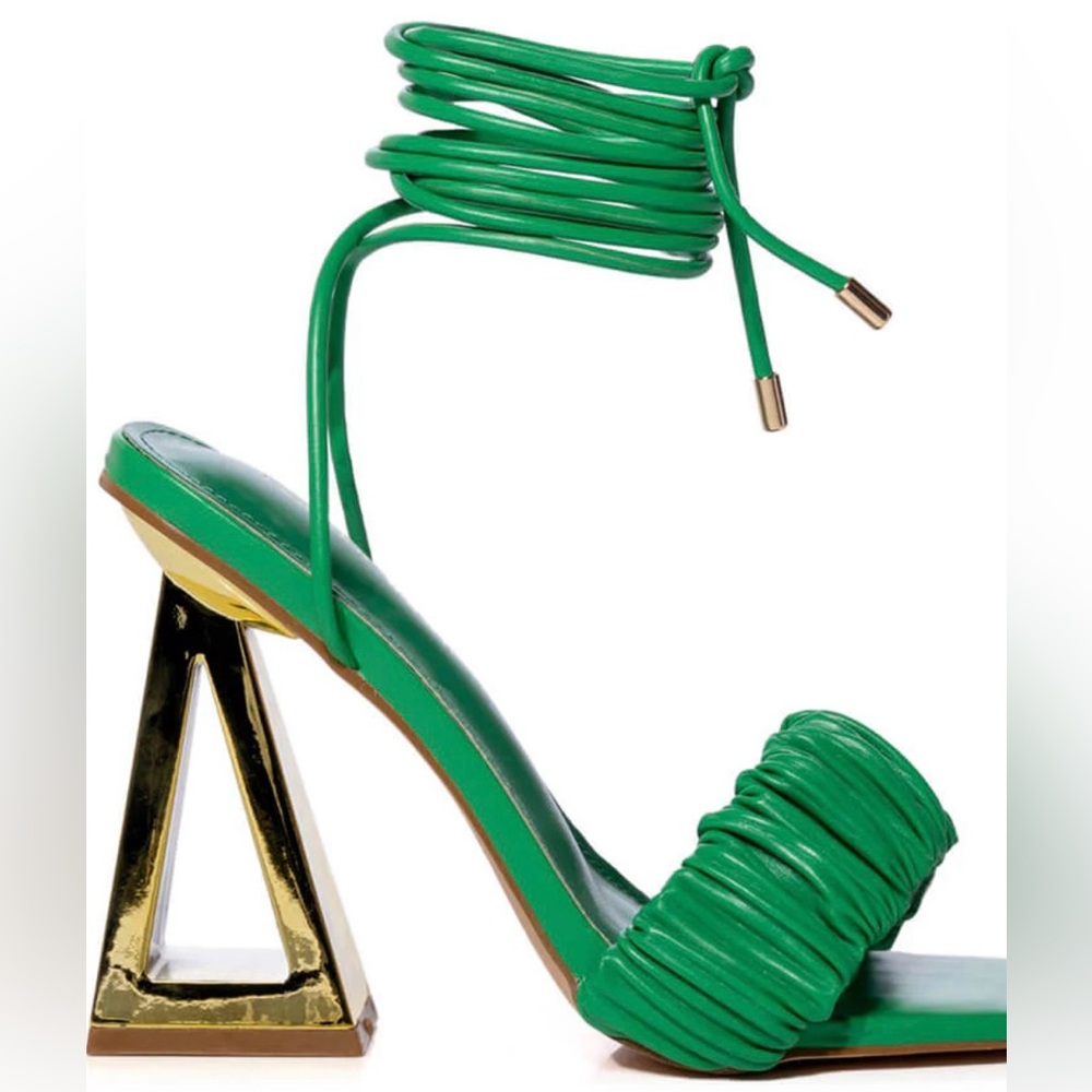Azalea Wang Chunky Heel
